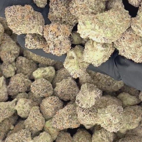 Caked Up Cherries THCa Flower